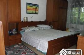 Apartament 2+1 ne shitje te Blloku