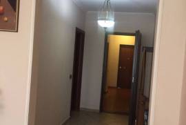 Jepet Apartament me Qira tek Qendra Globe 2+1, Huren