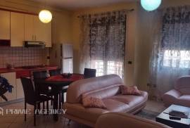 Jepet me qera apartament 2+1, Ενοικίαση