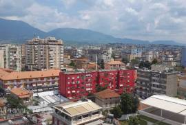 Jepet me qera apartament 2+1, Alquiler