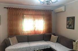 SHITET APARTAMENT 1+1 NE QENDER TE TIRANES, Πώληση