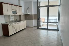 SHITET APARTAMENT 2+1+2 NE ASTIR., Πώληση