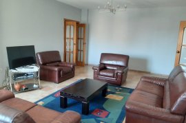 JEPET ME QERA APARTAMENT 2+1+2 TEK ‘STADIUMI DINAM, Location