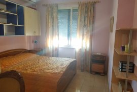 Jepet me qira apartament 2+1 ne Bllok, Affitto