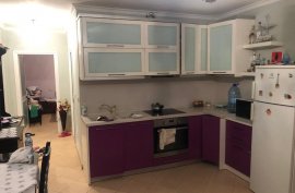 APARTAMENT + DYQAN PER SHITJE , Vente