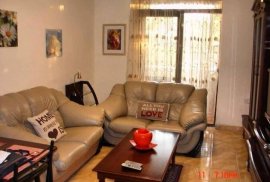 Apartament 2+1 me qira Bulevardi zogu I Ne Tirane, Ενοικίαση