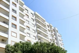 Apartament 1+1 në shitje në “Golem”, Eladás