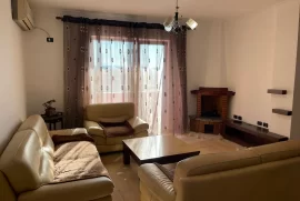 Apartament 2+1 me qira te Rr.“5 Maji”, Affitto