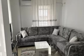 Apartament 2+1 me qira, Prokuroria e Tiranës 400€, Miete