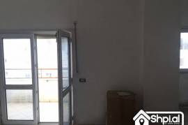 Shitet apartament 2+1 ME HIPOTEKE, ne Durres!!, € 750,00