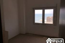 Shitet apartament 3+1, ME HIPOTEKE ne Durres!!, € 750,00