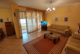 Apartament 3+1 jepet me qera, Alquiler