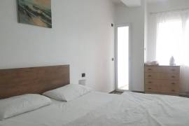 Apartament Modern me qera ditore tek rr.Kavajes