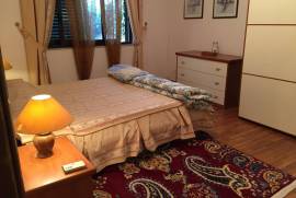 Apartament 2+1, Location