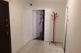 Shitet apartament 1+1 ne Laprake, pranë Ferlutit , Shitje