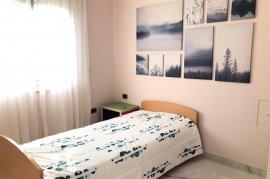 Super apartament 2+1 ne rrugen Fortuzi, Ενοικίαση