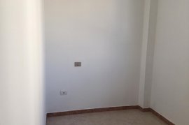 APARTAMENT ME QIRA 2+1 TEK ZOGU I ZI, Bérlés