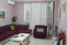 Shitet apartament 2+1+2 tek 'Liqeni i Thate', Venta