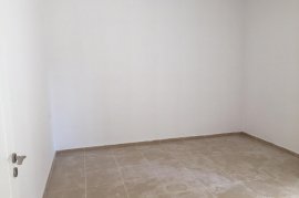 APARTAMENT PER SHITJE 1+1, ISH FUSHA E AVIACIONIT, Πώληση