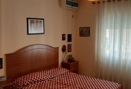 Shitet apartament 2+1 tek "Rruga e Kavajes&qu, Πώληση