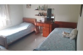 Shitet Apartament 2+1 Te Mozaiku i Tiranes, Πώληση