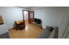 Jepet me qera apartament ne qender te Tiranes , Ενοικίαση