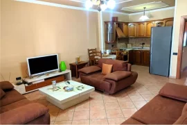 Shitet apartament 2+1 tek Ish-Ekspozita!, Ενοικίαση