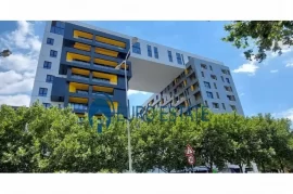 Tirane,shitet Apartament 1+1, 68 m² (Square 21), Eladás