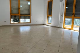 Apartament 2+1 +2 ne shitje Komuna e Parisit, Shitje