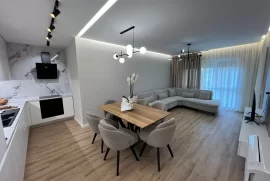 Super apartament 1+1 me qira ne “ Xhamllik”, Ενοικίαση