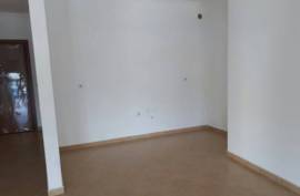 Shitet Super Apartament 2+1 tek Fusha e Aviacionit, Vente