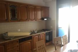 Apartamament 3+1, Qera