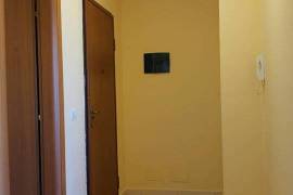 Shitet Apartament 1+1, Vente