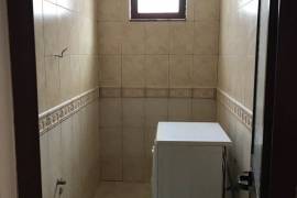 Jepet me qera apartament 2+1 prane Liqenit, Qera