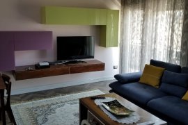 Shitet apartament 3+1 tek ‘Stadiumi Dinamo’, Vente