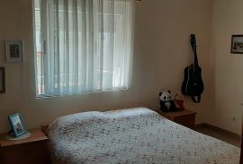 Shitet apartament 2+1 tek "Rruga e Kavajes&qu, Sale