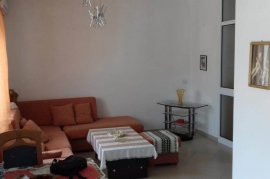 Apartament papafingo me qera ,Ali Demi 200€  , Qera