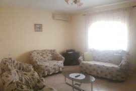 APARTAMENT ME QIRA 3+1 NE BLLOK, Bérlés