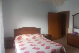 APARTAMENT ME QIRA 3+1 NE BLLOK, Qera