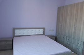 Jepet me qira apartament 2+1, Fresku, Qera