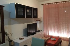 Jepet me qira apartament 2+1, Fresku, Affitto