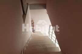 Duplex 3+1 i mobiluar me QIRA, Rezidenca KD2, Location