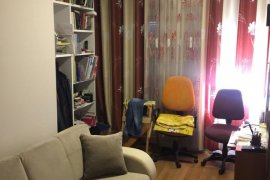 Shitet apartament 3+1 tek 'Kopeshti Botanik', Πώληση