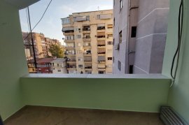 2+1+Bllk (80 m2) ne Bllok / Juvenilja, Ενοικίαση