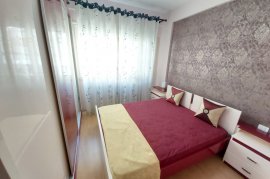 2+1+2WC+2Bllk, Gjigand (110 m2) Kristali - PARKET , Alquiler