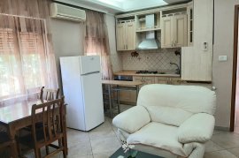 JEPET ME QERA APARTAMENT 1+1 TEK ‘KOMUNA E PARISIT, Huren