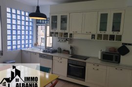 Apartament Duplex, Affitto