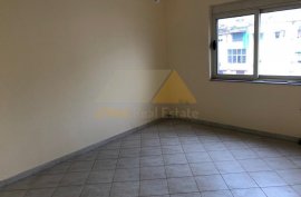 Apartament 1 + 1 per shitje te 21 Dhjetori , Vente