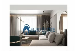 Tirane, shes Hyrje 2+1, Kati 5, 135 m²(KINOSTUDIO), Venta