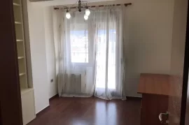 Jepet me Qira Apartament 3+1+verand+garazh..!!, Ενοικίαση